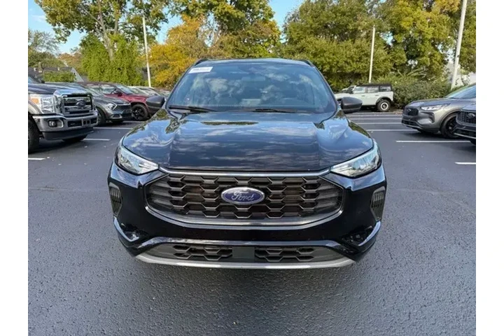 $20185 : Ford Escape 2024 ST-Line 4dr image 2
