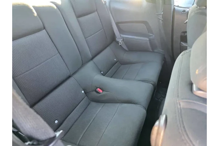 $8995 : 2010 Mustang V6 Premium image 10