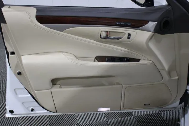 $26998 : Lexus LS 460 2015 4dr Sedan image 6