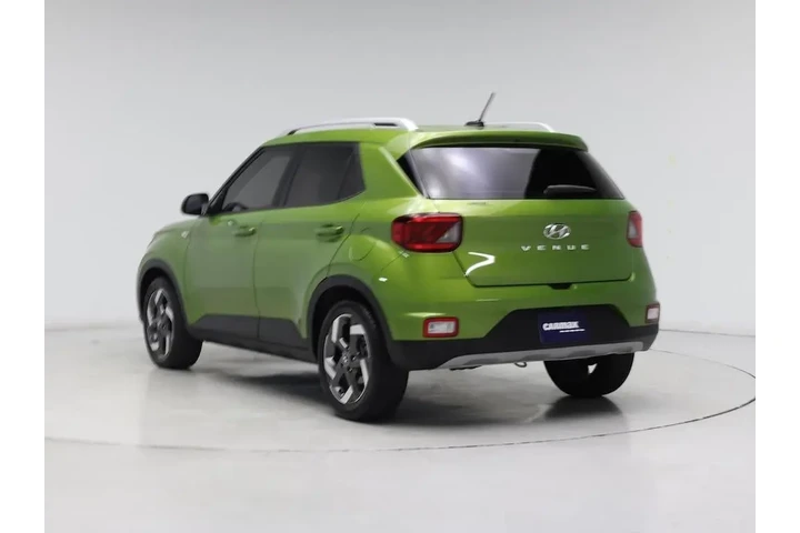 $18998 : Hyundai VENUE 2023 SEL 4dr C image 2