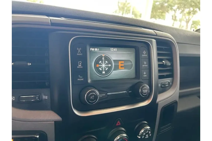 $19910 : Ram 1500 2016 4x2 Express 4d image 10