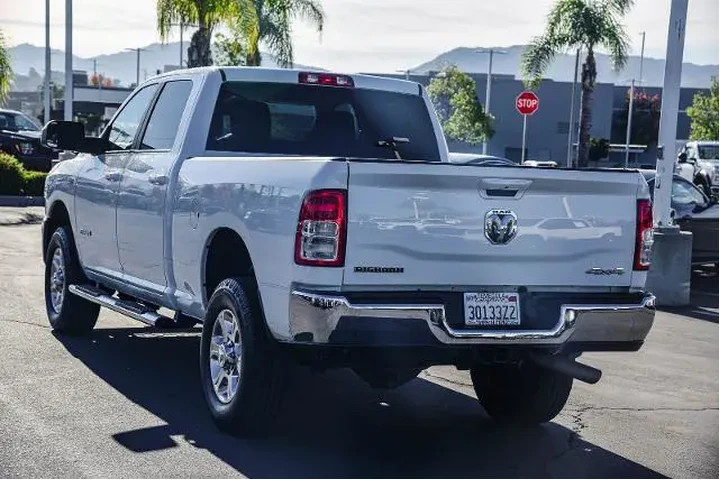 $32995 : Ram 2500 2020 4x4 Big Horn 4 image 6