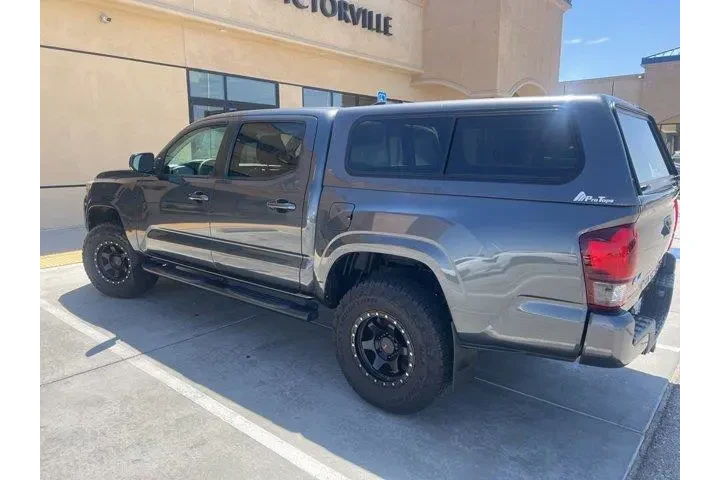 $29840 : Toyota Tacoma 2019 4x4 TRD P image 1