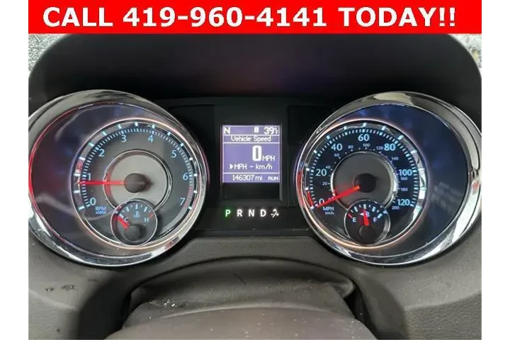 $7900 : Chrysler Town and Country 20 image 9