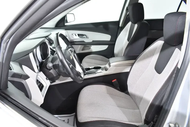 $7455 : Chevrolet Equinox 2015 LT 4d image 6