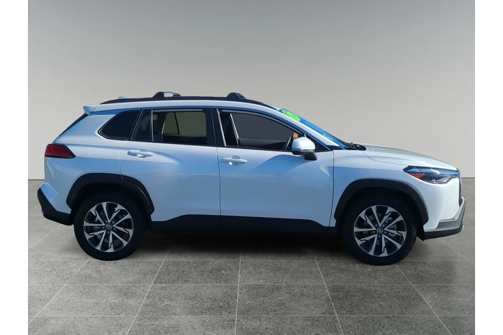 $29500 : Toyota Corolla Cross 2023 XL image 6