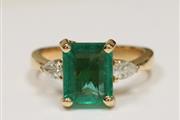 Purchase Emerald Stone Ring en Jersey City