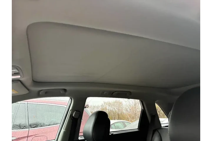 $9950 : 2015 Sorento SX image 9