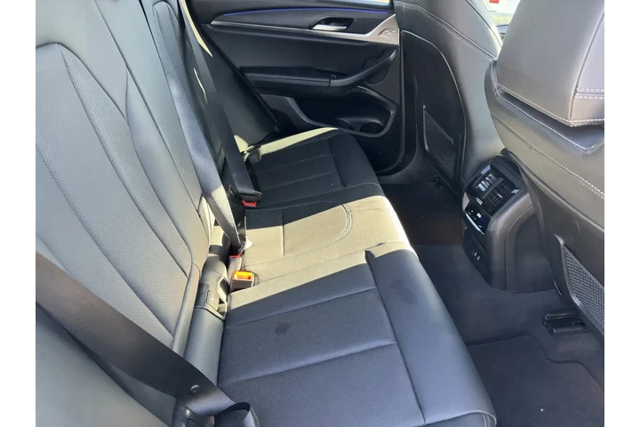 $25884 : BMW X3 2024 sDrive30i 4dr Sp image 7