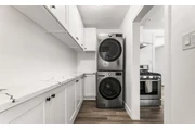 $2350 : 3Bed/2Bath Home For Rent in LA thumbnail
