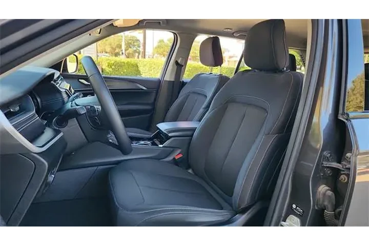 $25602 : Jeep Grand Cherokee 2023 4x4 image 10