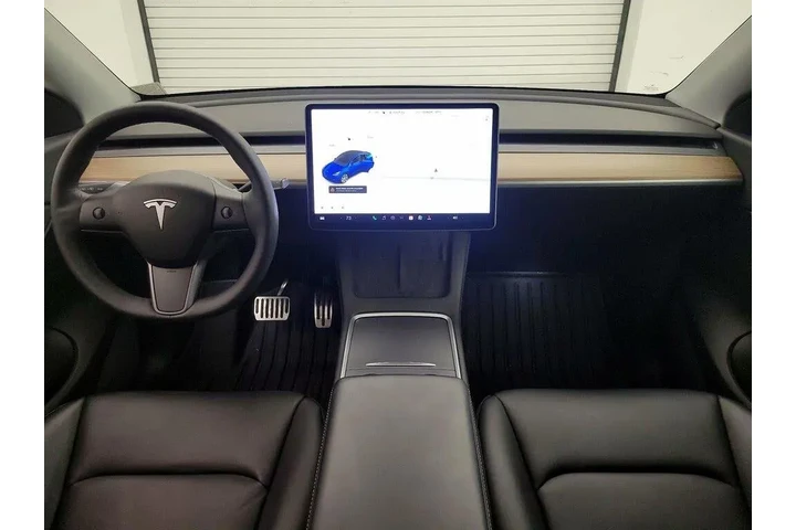 $27998 : Tesla Model Y 2021 AWD Long image 9