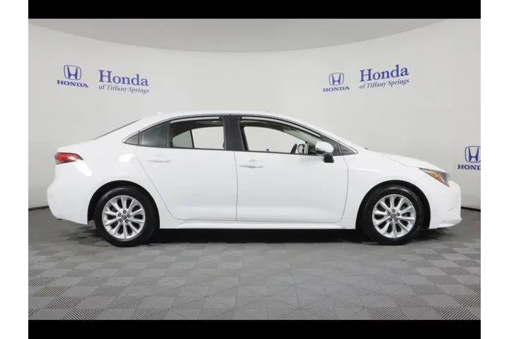 $18875 : Toyota Corolla 2020 XLE 4dr image 8