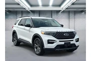 $33494 : Ford Explorer 2023 AWD XLT 4 thumbnail