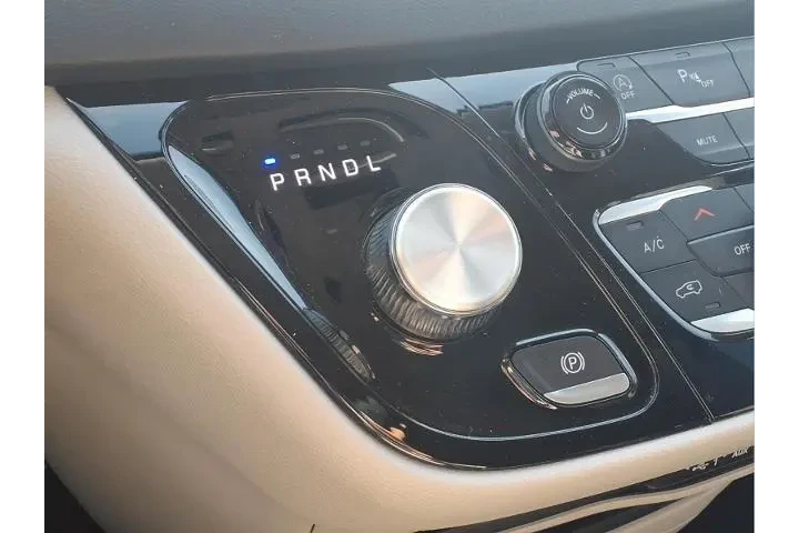 $26674 : Chrysler Pacifica 2024 Touri image 8