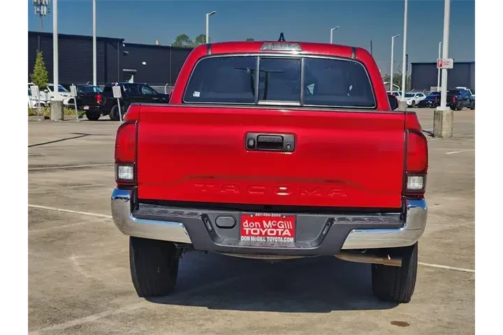 $27437 : Toyota Tacoma 2023 4x2 SR5 4 image 6