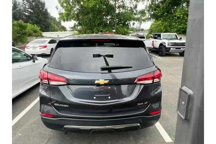 $24988 : Chevrolet Equinox 2023 4x4 L image 9