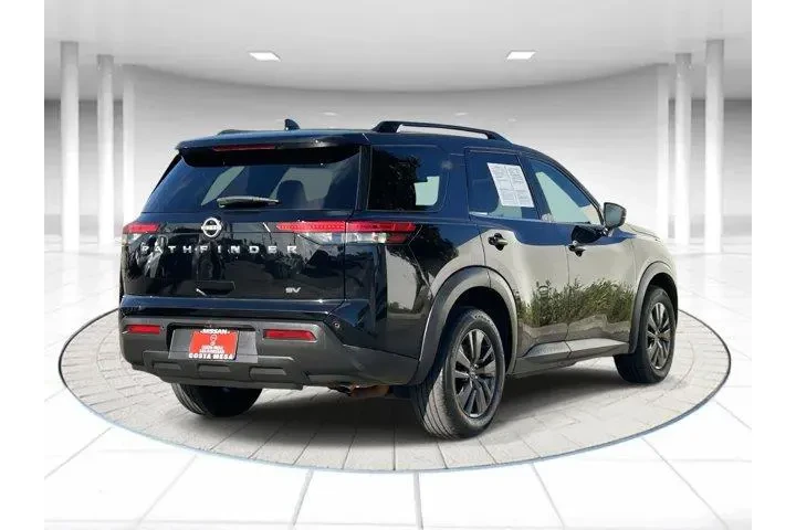 $23876 : Nissan Pathfinder 2022 SV 4d image 4