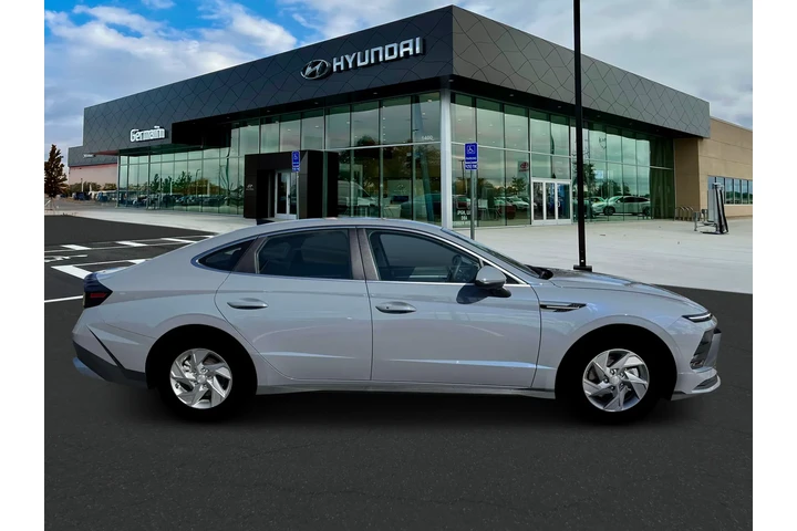 $26285 : Hyundai SONATA 2026 SE 4dr S image 9