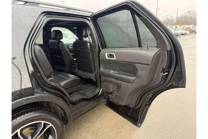 $7980 : 2015 Explorer 4dr Sport image 9