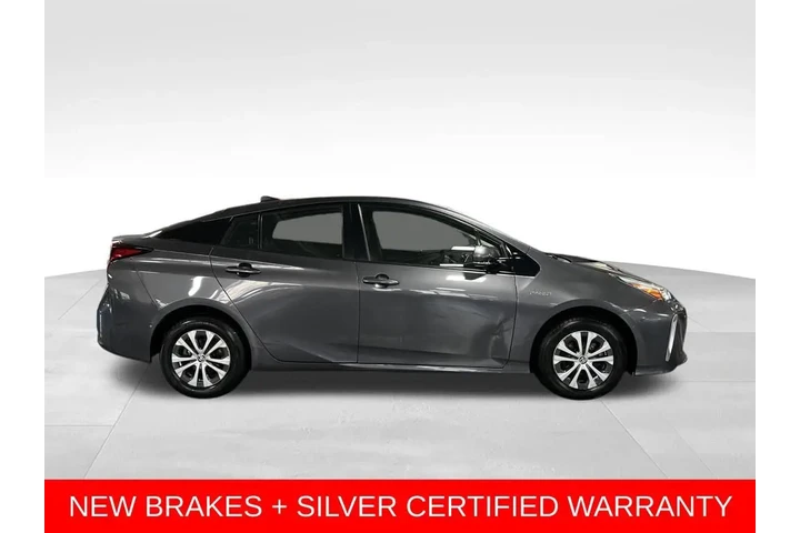 $19888 : Silver Certified2019 Prius LE image 6