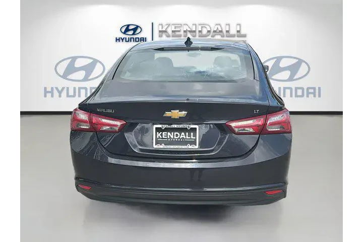 $13849 : Chevrolet Malibu 2022 LT 4dr image 5