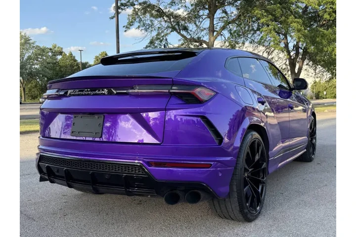 $239991 : 2022 Urus image 7