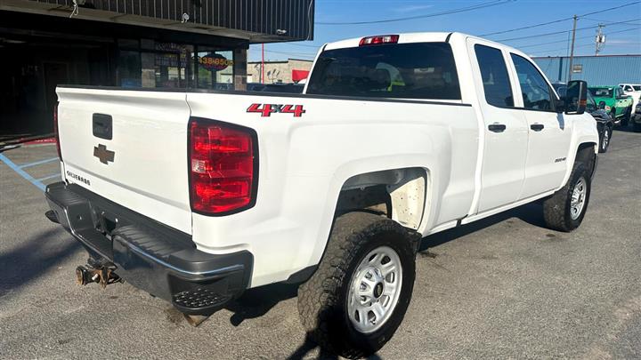 $28995 : 2019 Silverado 2500HD image 6