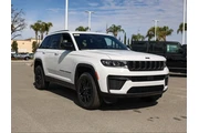 $39886 : Jeep Grand Cherokee 2026 4x2 thumbnail