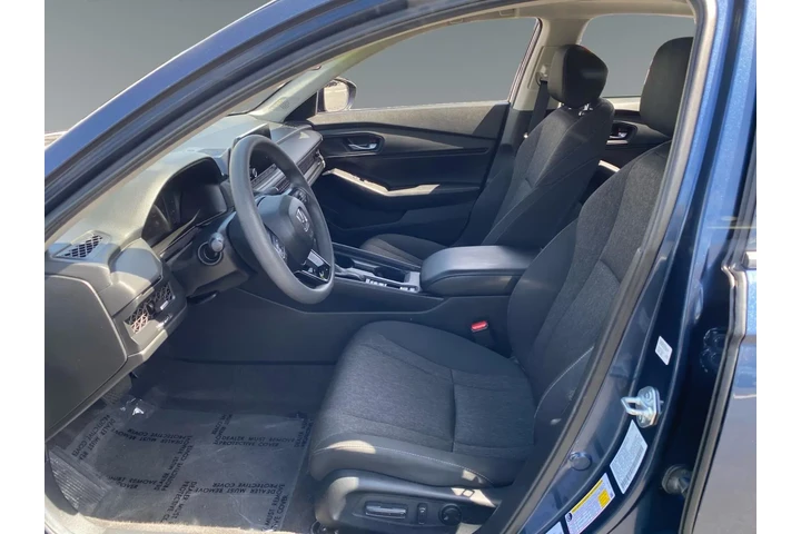 $27791 : Honda Accord 2024 EX 4dr Sed image 9