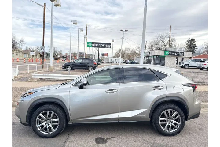 $17495 : 2016 NX 300h image 3