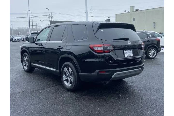 $36222 : Honda Pilot 2025 AWD EX-L+ 4 image 6