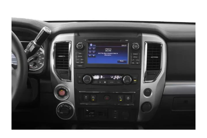 $27995 : Nissan Titan 2019 4x4 S 4dr image 10