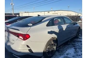 $25000 : Kia K5 2023 GT-Line 4dr Seda thumbnail