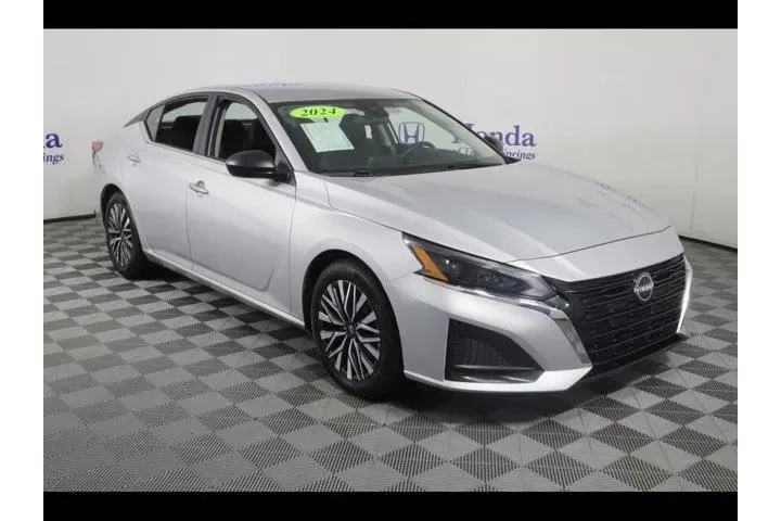 $19875 : Nissan Altima 2024 2.5 SV 4d image 1