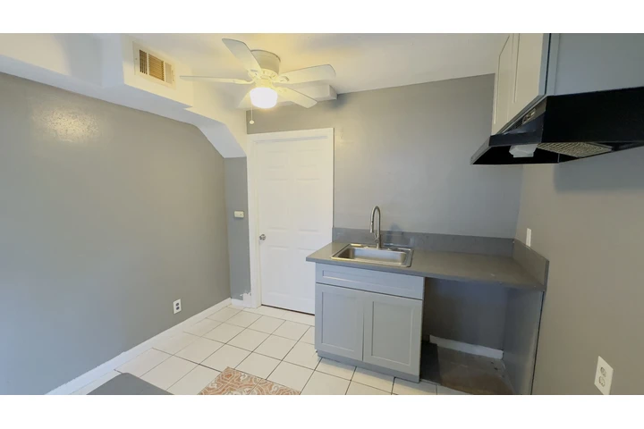 $1999 : 1 RECAMARA EN AQUILE INGLEWOOD image 5