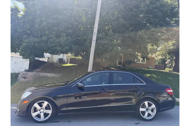 $4999 : 2011 Mercedes-Benz E-Class E image 4