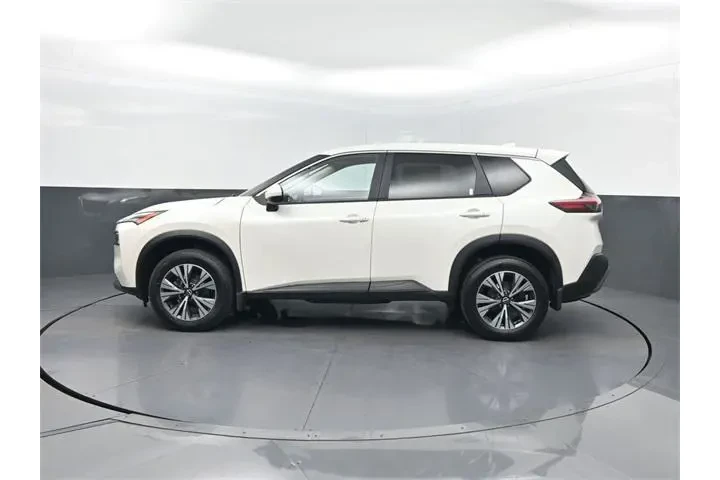 $23264 : Nissan Rogue 2023 AWD SV 4dr image 2