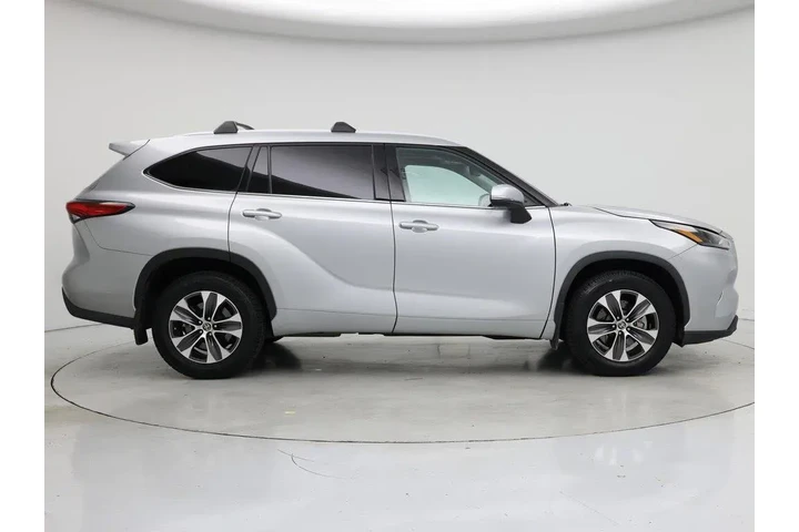 $31998 : Toyota Highlander 2022 AWD X image 7