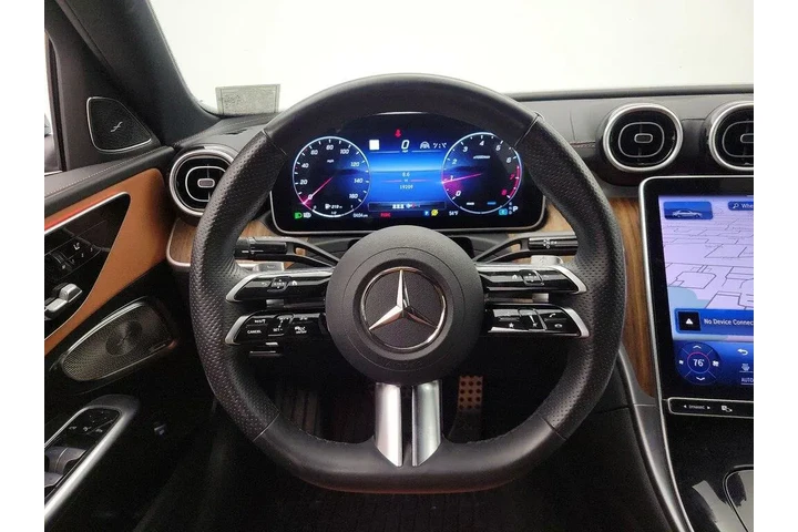 $39998 : Mercedes-Benz C-Class 2024 C image 10