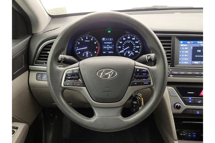 $12998 : Hyundai ELANTRA 2018 SEL 4dr image 10