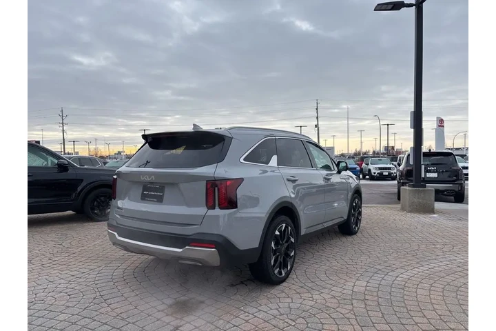 $34995 : 2025 Sorento SX image 5