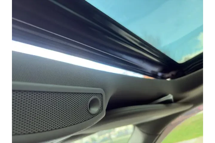 $21250 : Ford F-150 2018 4x4 Lariat 4 image 5