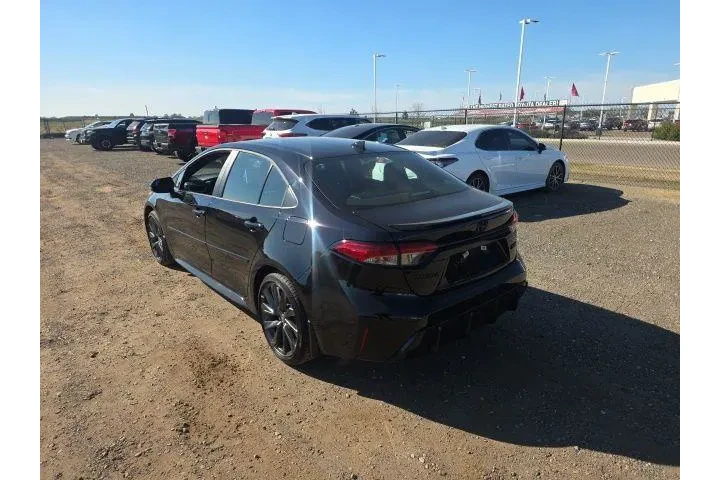 $33900 : Toyota Corolla 2026 XSE 4dr image 4