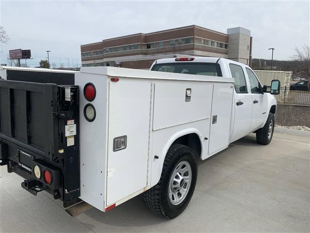 $31963 : 2014 Sierra 3500HD Work Truck image 4