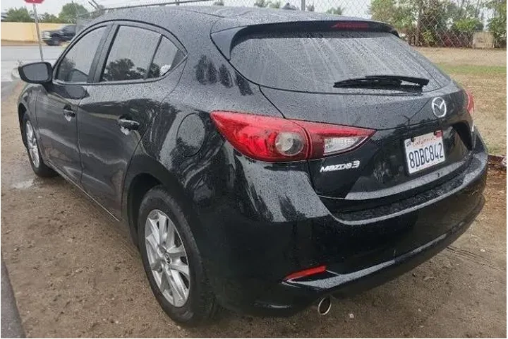 $16400 : Mazda Mazda3 2018 Sport 4dr image 2