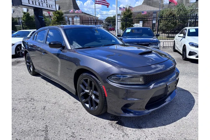 2022 Charger R/T image 2