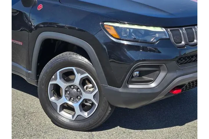 $26900 : Jeep Compass 2022 4x4 Trailh image 9