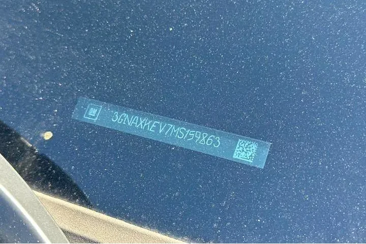 $14627 : Chevrolet Equinox 2021 LT 4d image 7