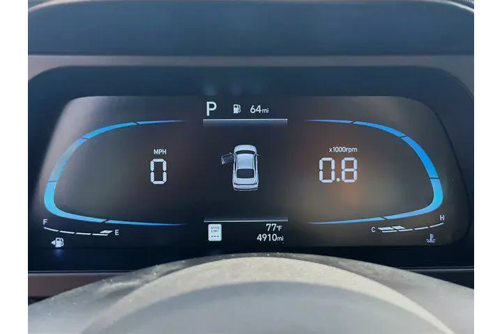 $18270 : Hyundai ELANTRA 2025 SEL Spo image 9